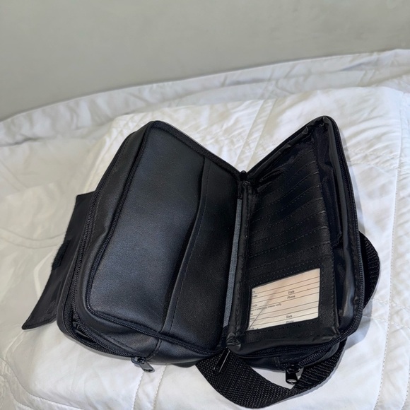 Black vintage Crossbody Bag - Picture 5 of 6